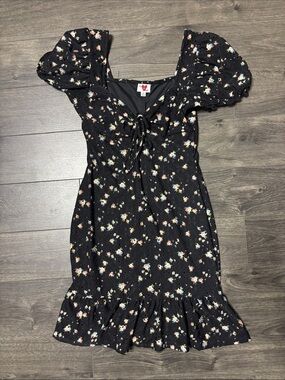 Black Floral Mini Dress with Tie-Front and Puff Sleeves